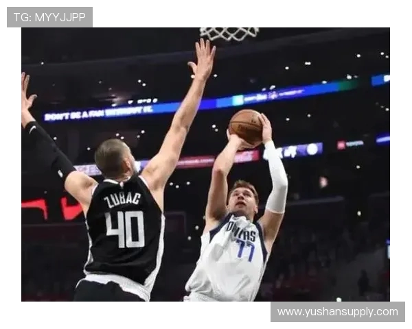 原创东契奇穿着圣地亚哥州大配色Luka4，空砍38分11篮板5助攻